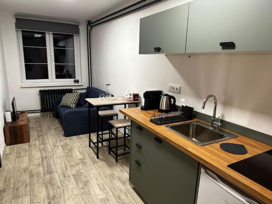 Byt V Rezidencni Ctvrti Prahy 6 Prague Extérieur photo